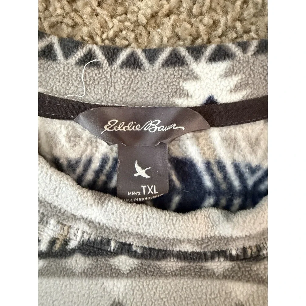 Eddie Bauer Mens XL Pullover Fleece Aztec White Blue Gray Crew Neck Soft Warm - Picture 4 of 7